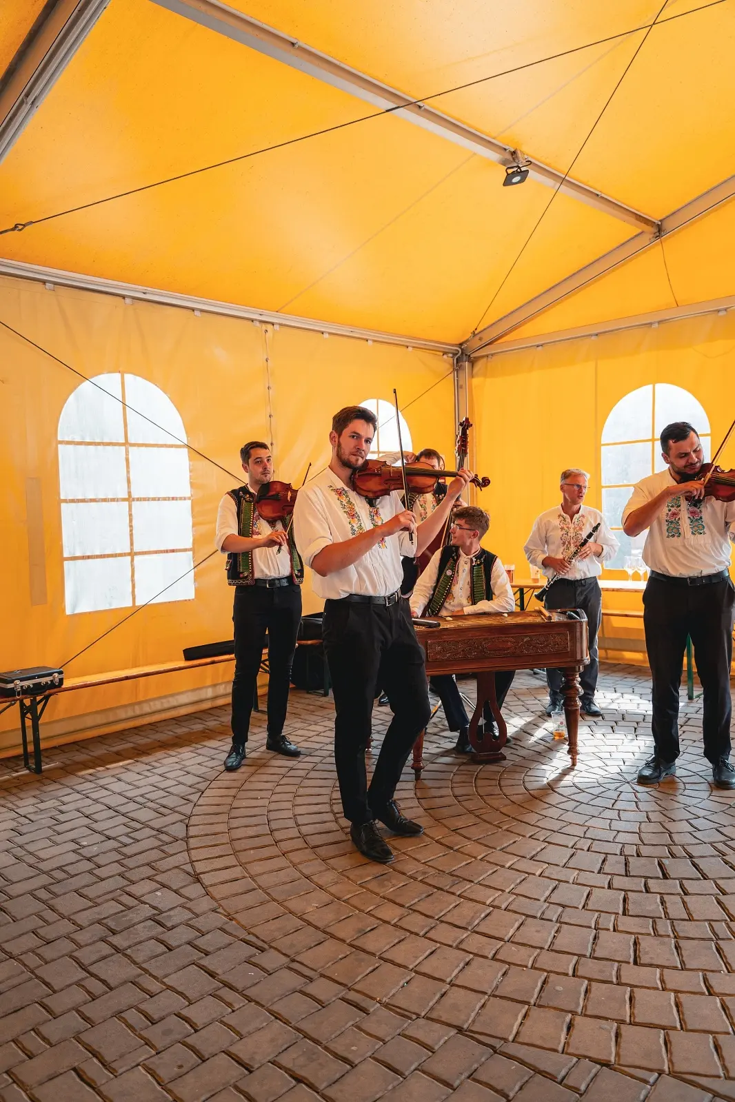 Živá muzika